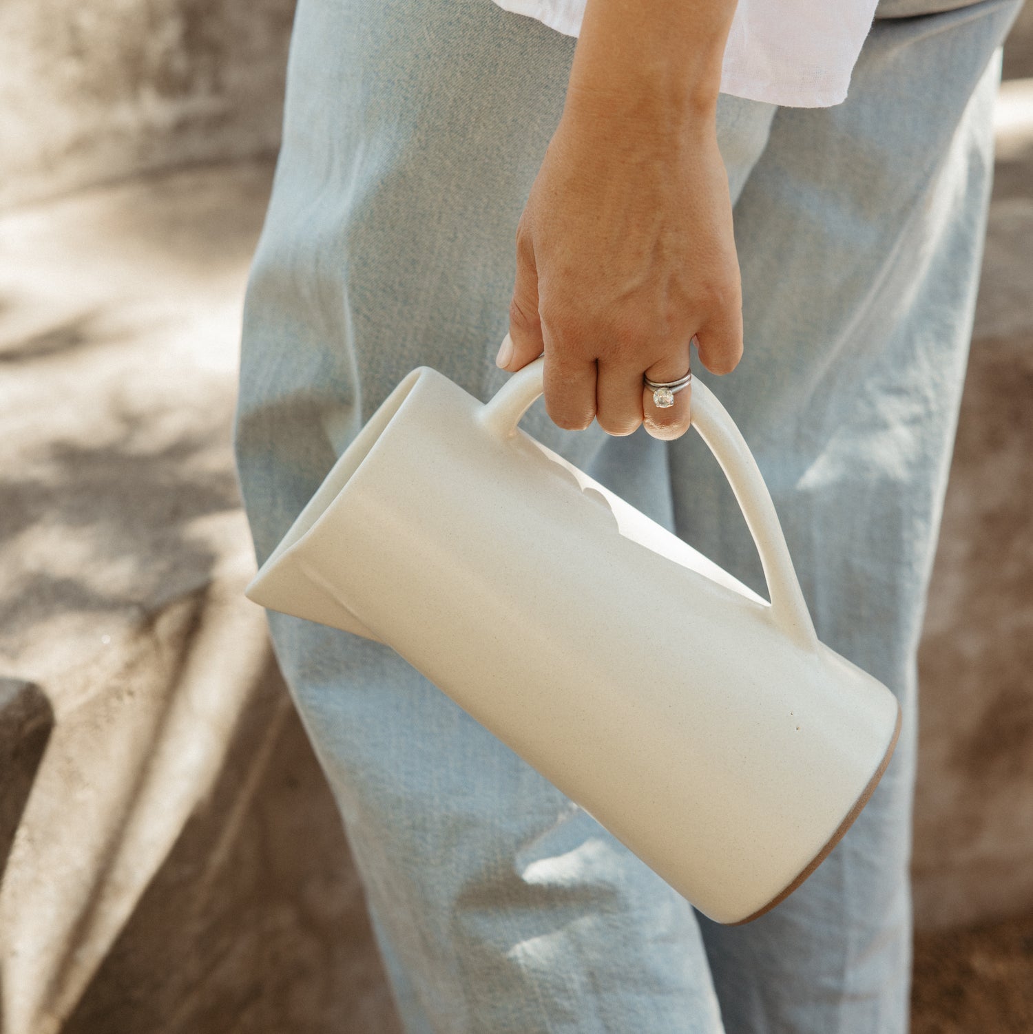Blanco Pitcher – Casa Zuma